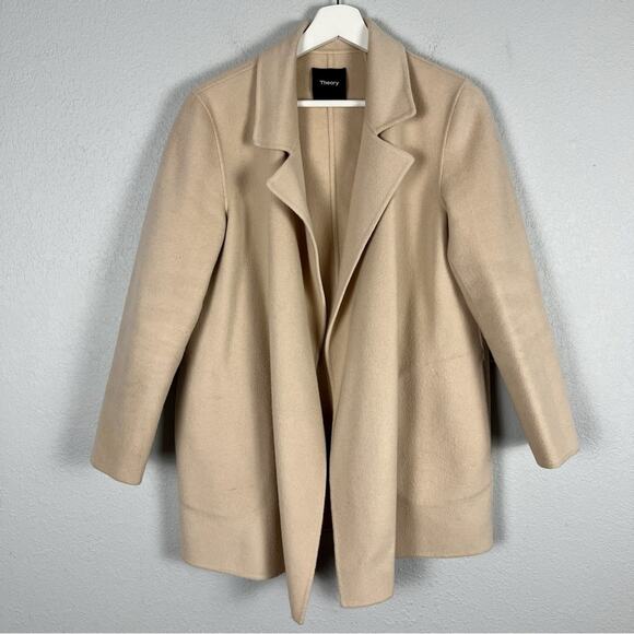 Theory Clairene Jacket in Double-Face Wool-Cashmere - Picture 2 of 15